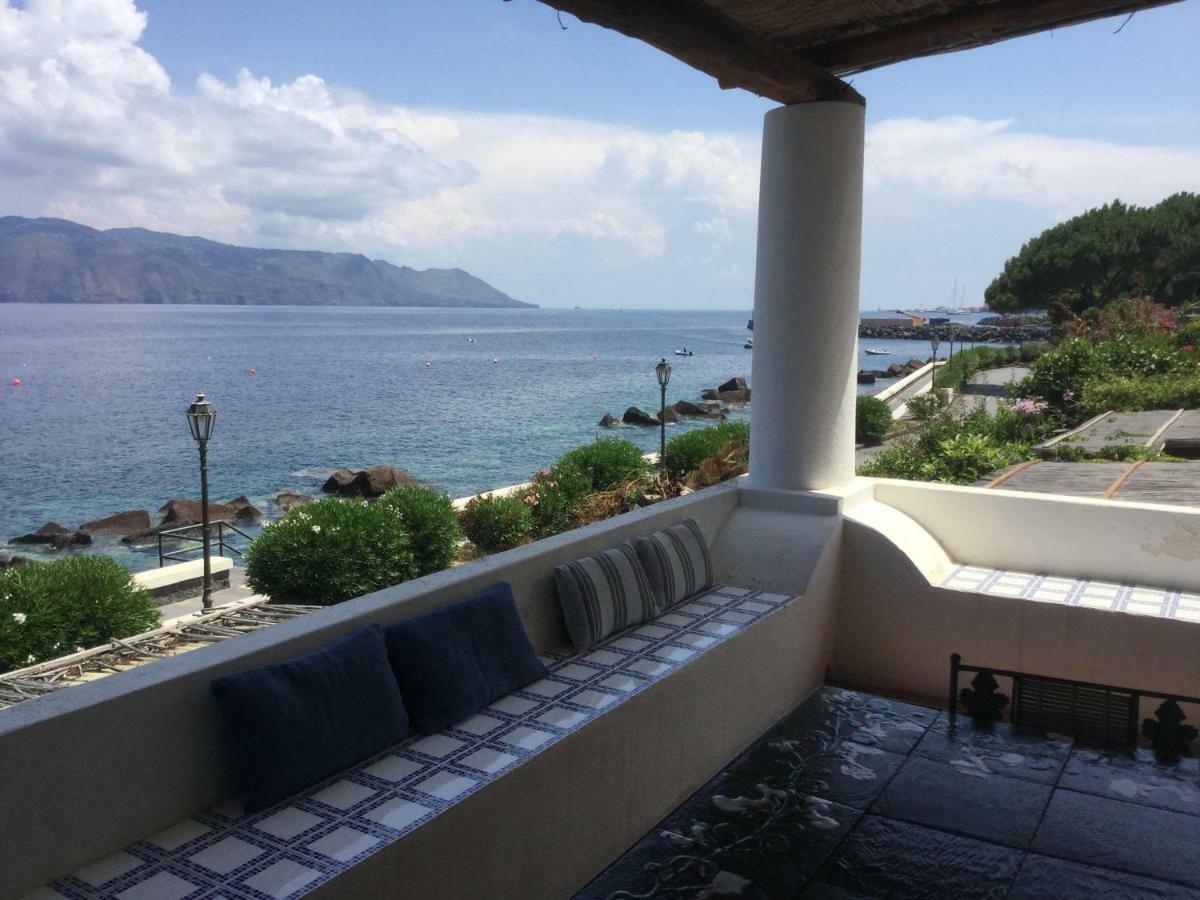 La Terrazza Sul Mare Apartment Санта Марина Салина Екстериор снимка